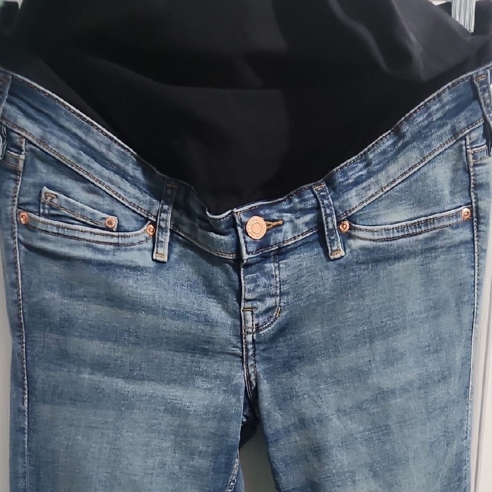 Maternity Skinny Jeans Size 6
